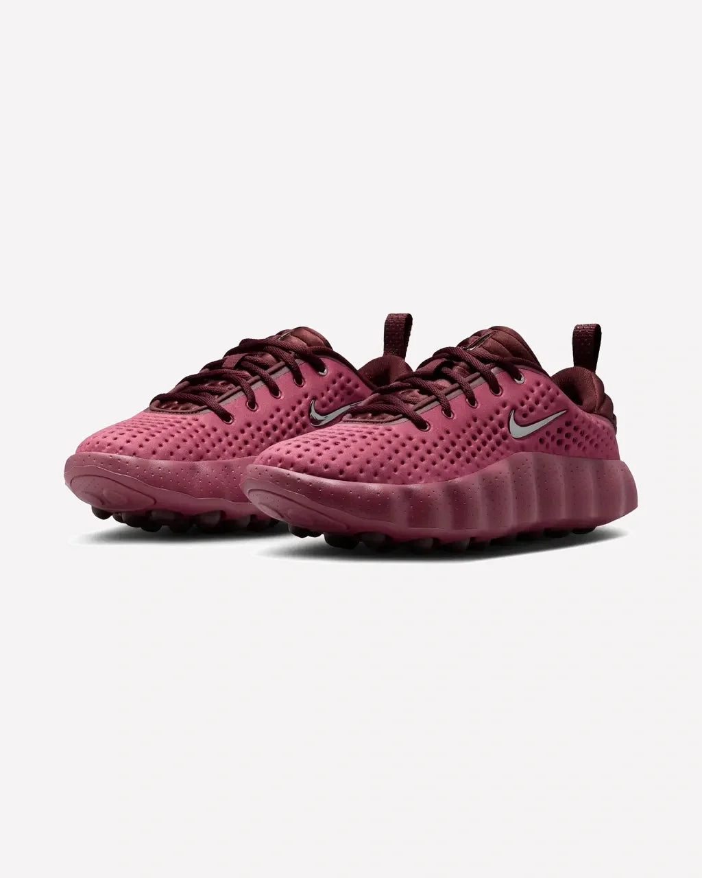 Overkicks - Nike Mind 002 Pink Smoke Mystic Dates (Womens) (HQ4310-600) - vista trasera