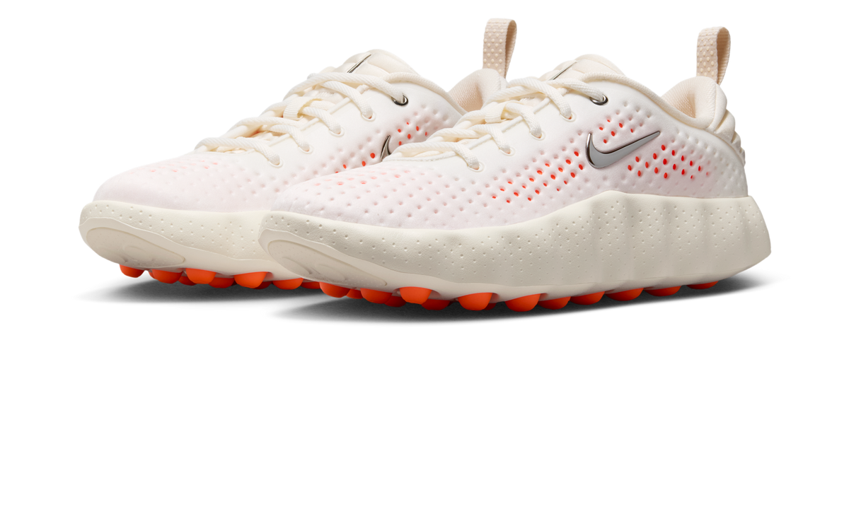 Overkicks - Nike Mind 002 Sail (Womens) (HQ4310-100) - vista trasera