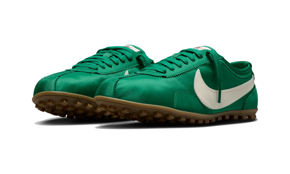Overkicks - Nike Moon Shoe Malachite Soft Pearl (Womens) (IW0955-300) - vista trasera