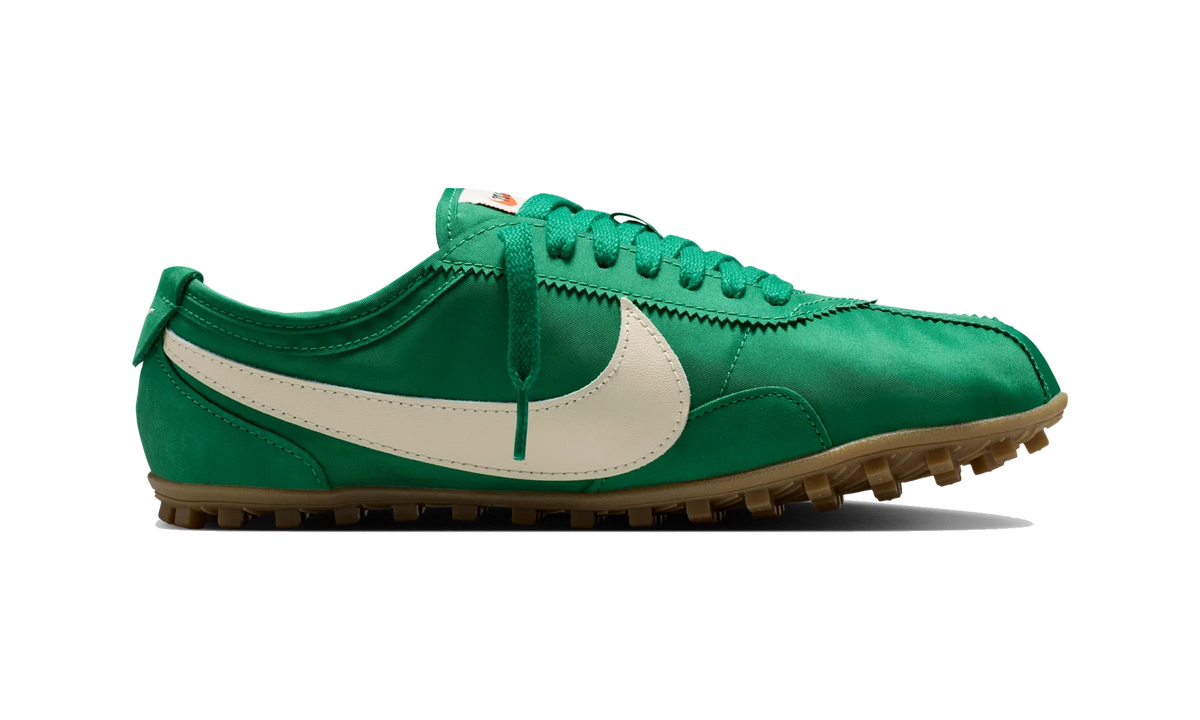 Overkicks - Nike Moon Shoe Malachite Soft Pearl (Womens) (IW0955-300) - detalle suela