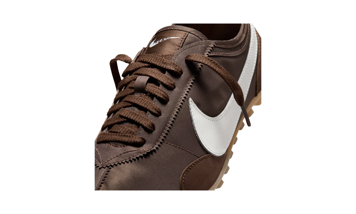 Overkicks - Nike Moon Shoe OG Cacao Wow Sail Gum (IX3952-200) - detalle lateral interior