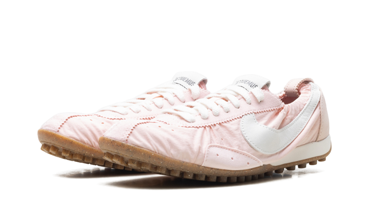 Overkicks - Nike Moon Shoe SP Jacquemus Aluminum Pink (Womens) (HV8547-601) - vista trasera