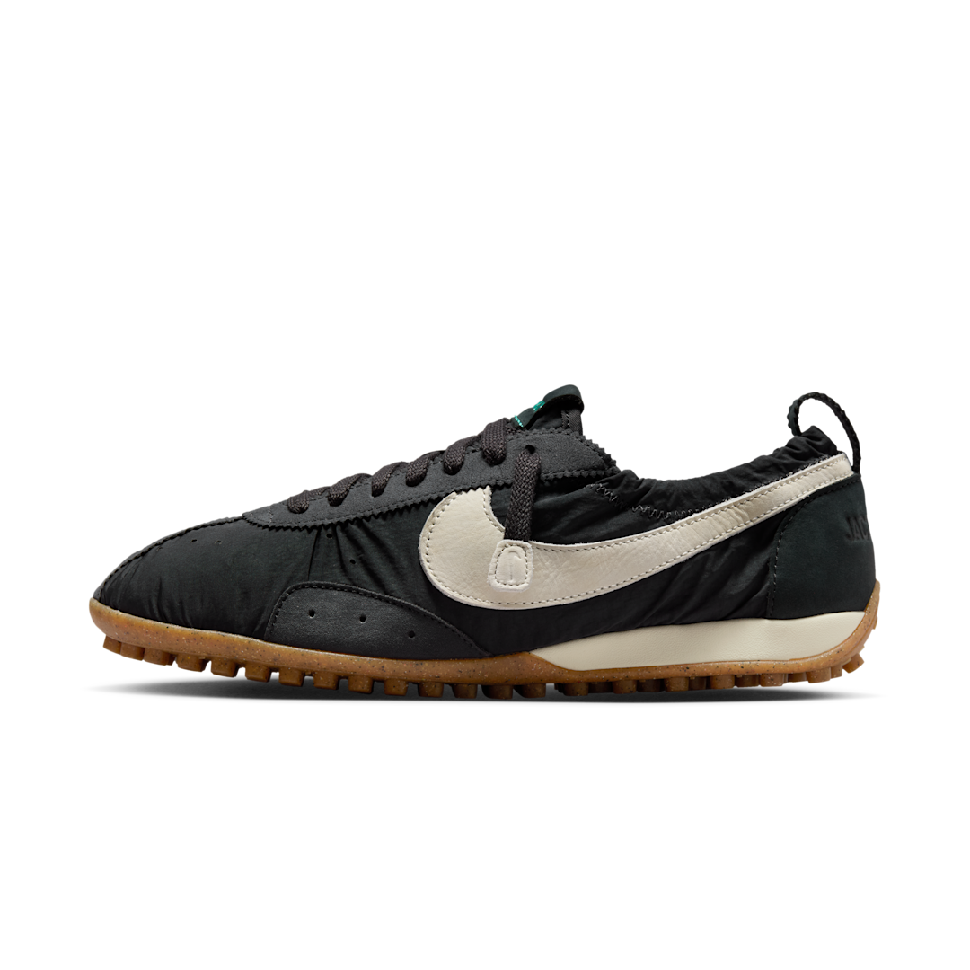 Overkicks - Nike Moon Shoe SP Jacquemus Off Noir (Womens) (HV8547-001) - vista lateral