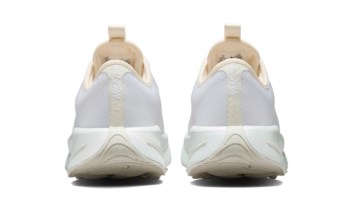 Overkicks - Nike Motiva 2 White Chalk Sail (Womens) (II7278-100) - detalle talon