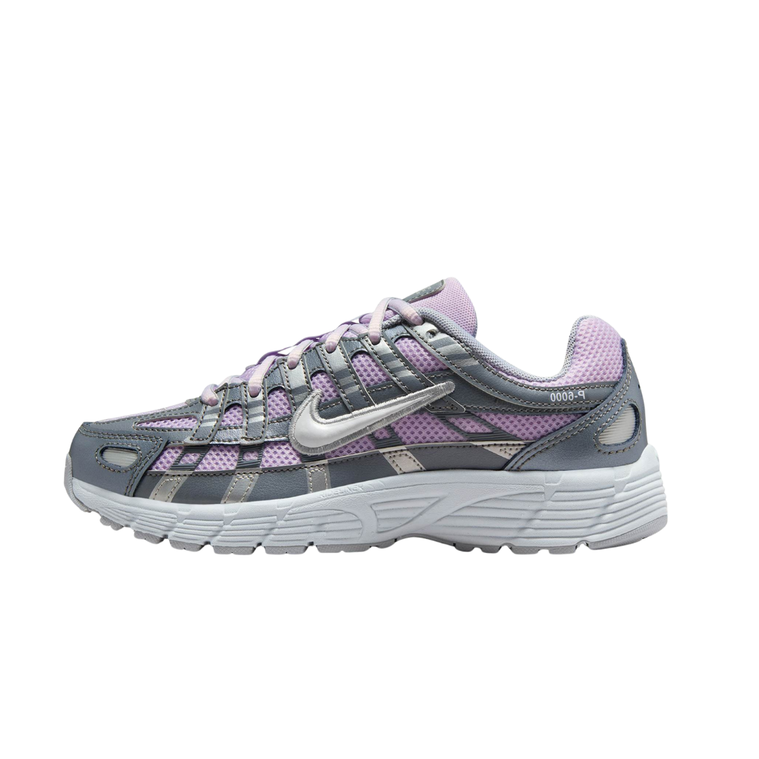 Overkicks - Nike P-6000 Doll Smoke Grey Metallic Silver White (GS) (HV5064-500) - vista lateral
