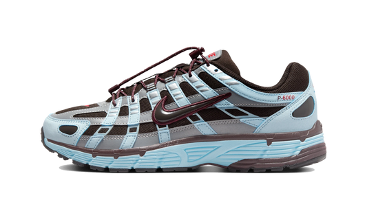 Overkicks - Nike P-6000 Glacier Blue Burgundy Crush (Womens) (HV2521-400) - vista lateral
