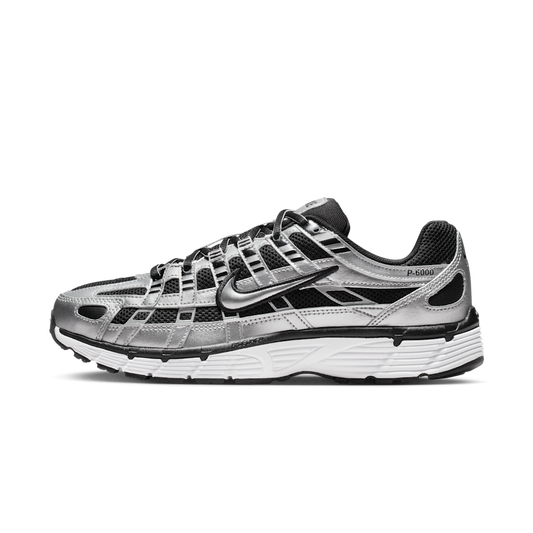 Overkicks - Nike P-6000 Metallic Silver Black White (Womens) (BV1021-013) - vista lateral