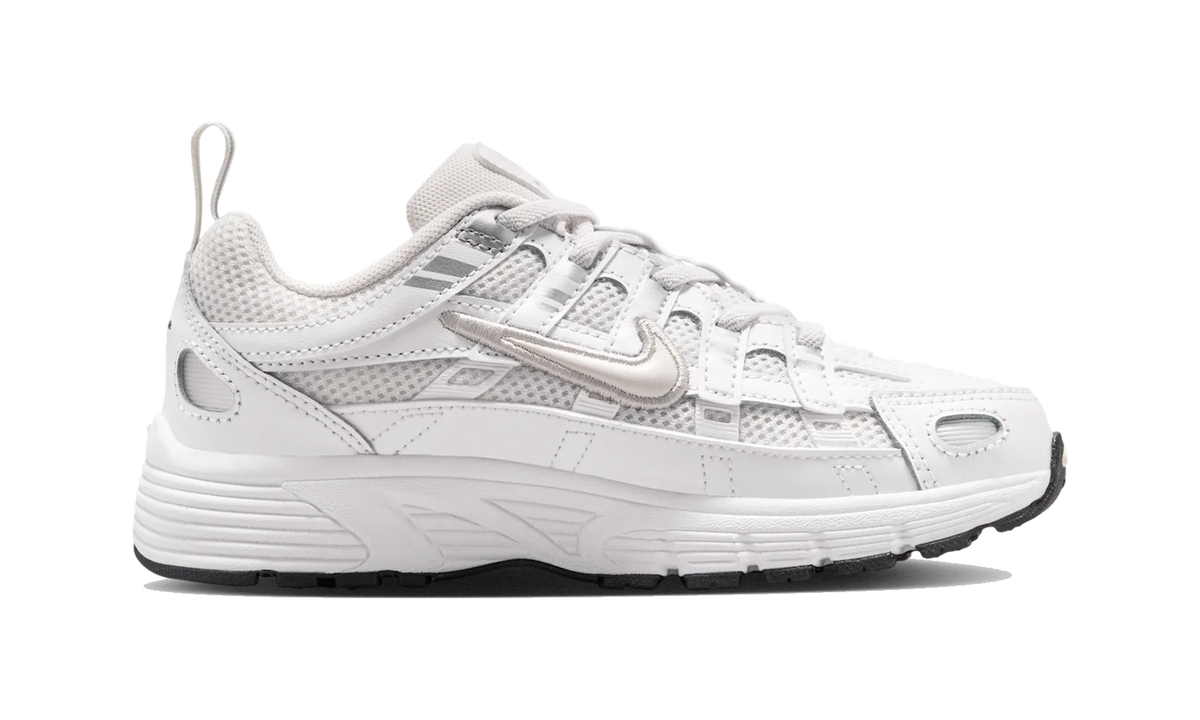 Overkicks - Nike P-6000 Platinum Tint White Silver (PS) (IO4647-017) - imagen 4