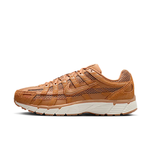 Overkicks - Nike P-6000 SE Flax Metallic Gold Sail (HF0015-201) - vista lateral