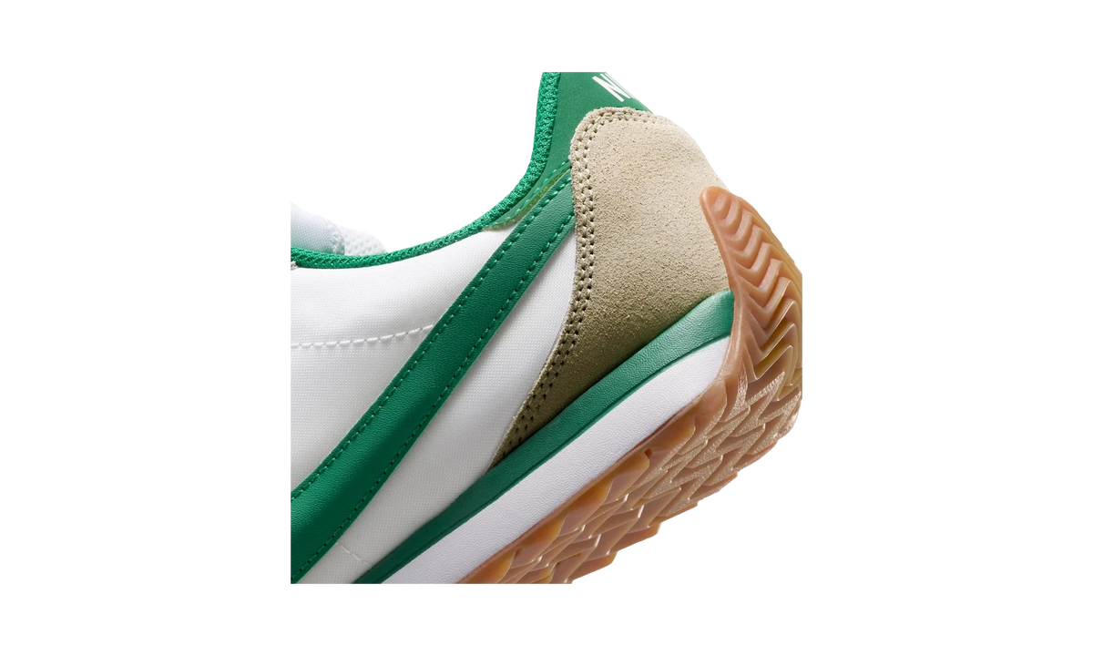 Overkicks - Nike Pacific White Malachite Gum (GS) (IH7378-103) - imagen 8