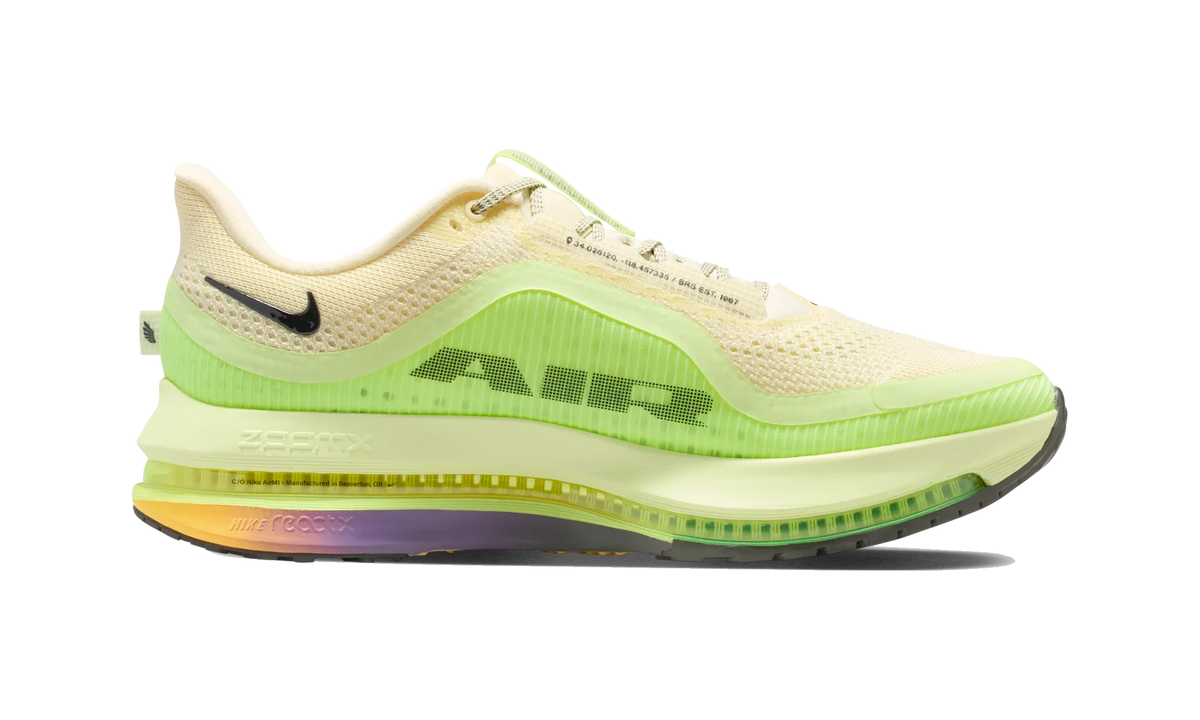 Overkicks - Nike Pegasus Premium Alabaster Volt (HQ2592-701) - detalle suela