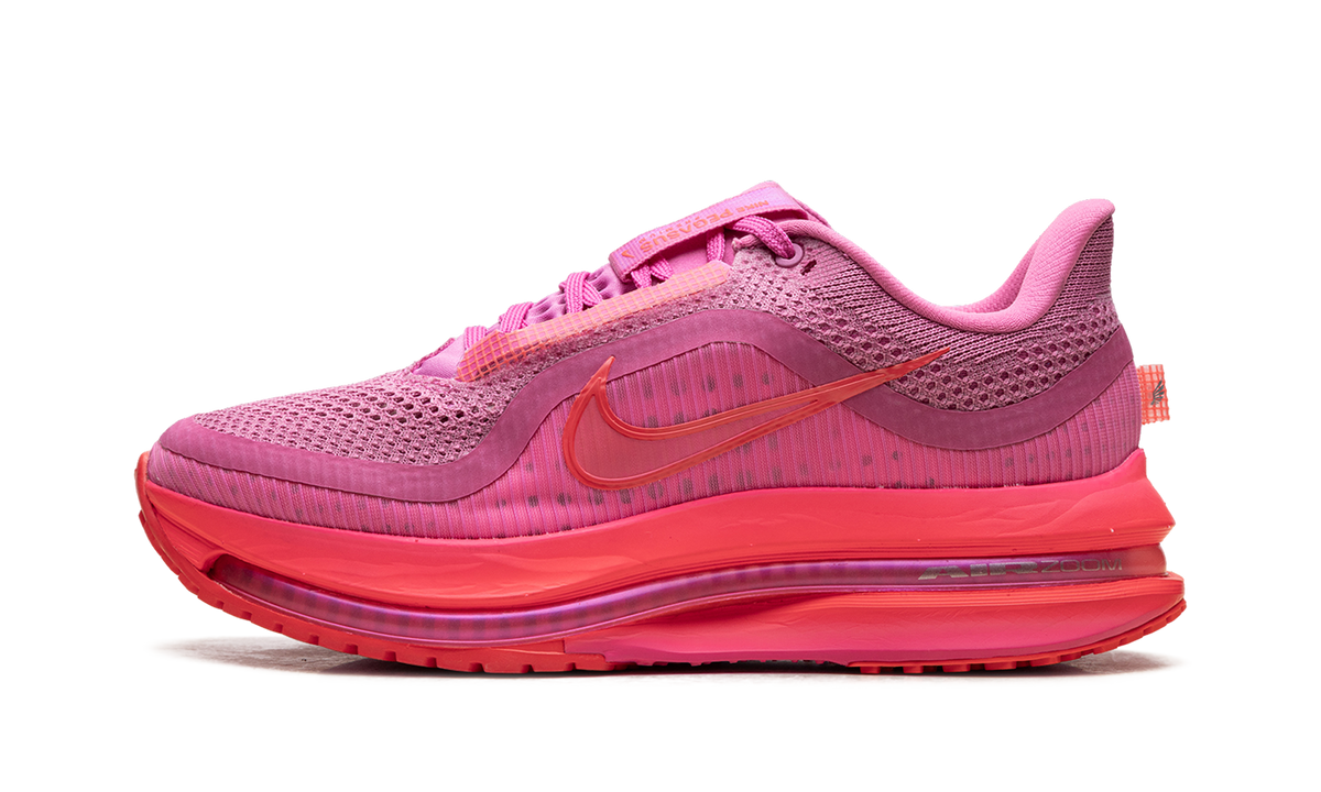 Overkicks - Nike Pegasus Premium Playful Pink Hyper Pink (Womens) (HQ2593-602) - vista lateral