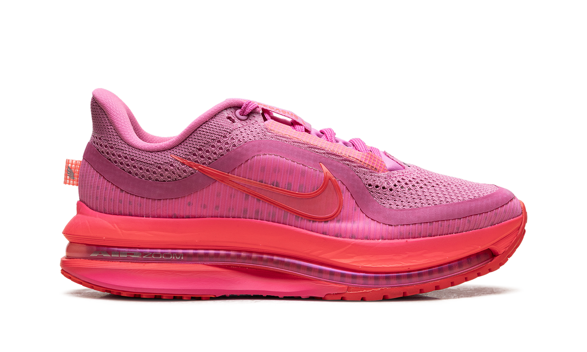 Overkicks - Nike Pegasus Premium Playful Pink Hyper Pink (Womens) (HQ2593-602) - detalle talon