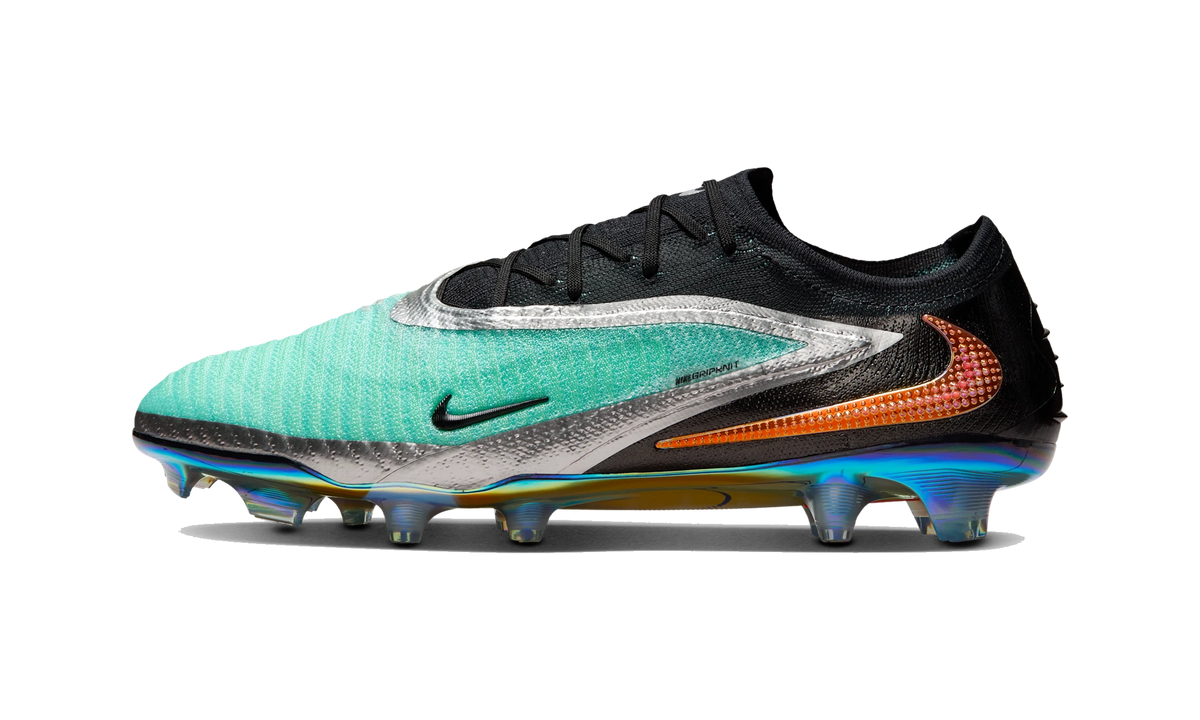 Overkicks - Nike Phantom 6 Low Elite FG Chrome Black (IH3737-001) - vista lateral