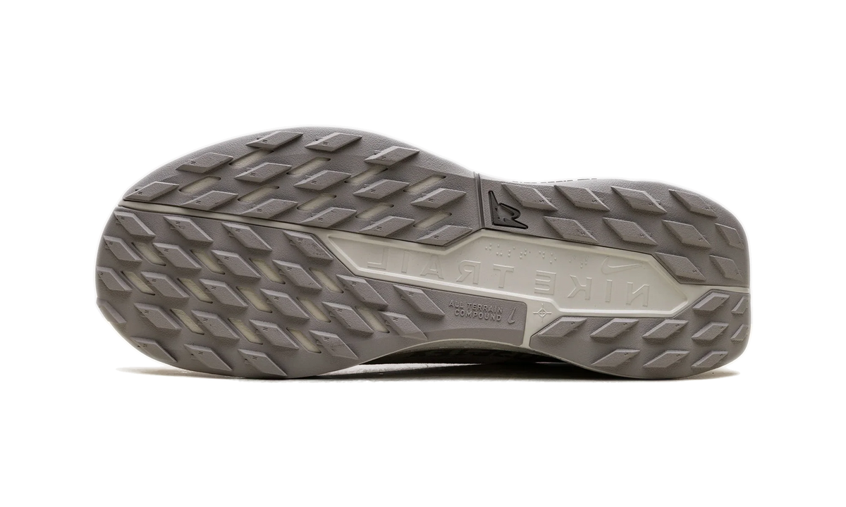 Overkicks - Nike React Pegasus Trail 5 Gore-Tex SP Summit White College Grey Bone (HQ7494-100) - vista superior