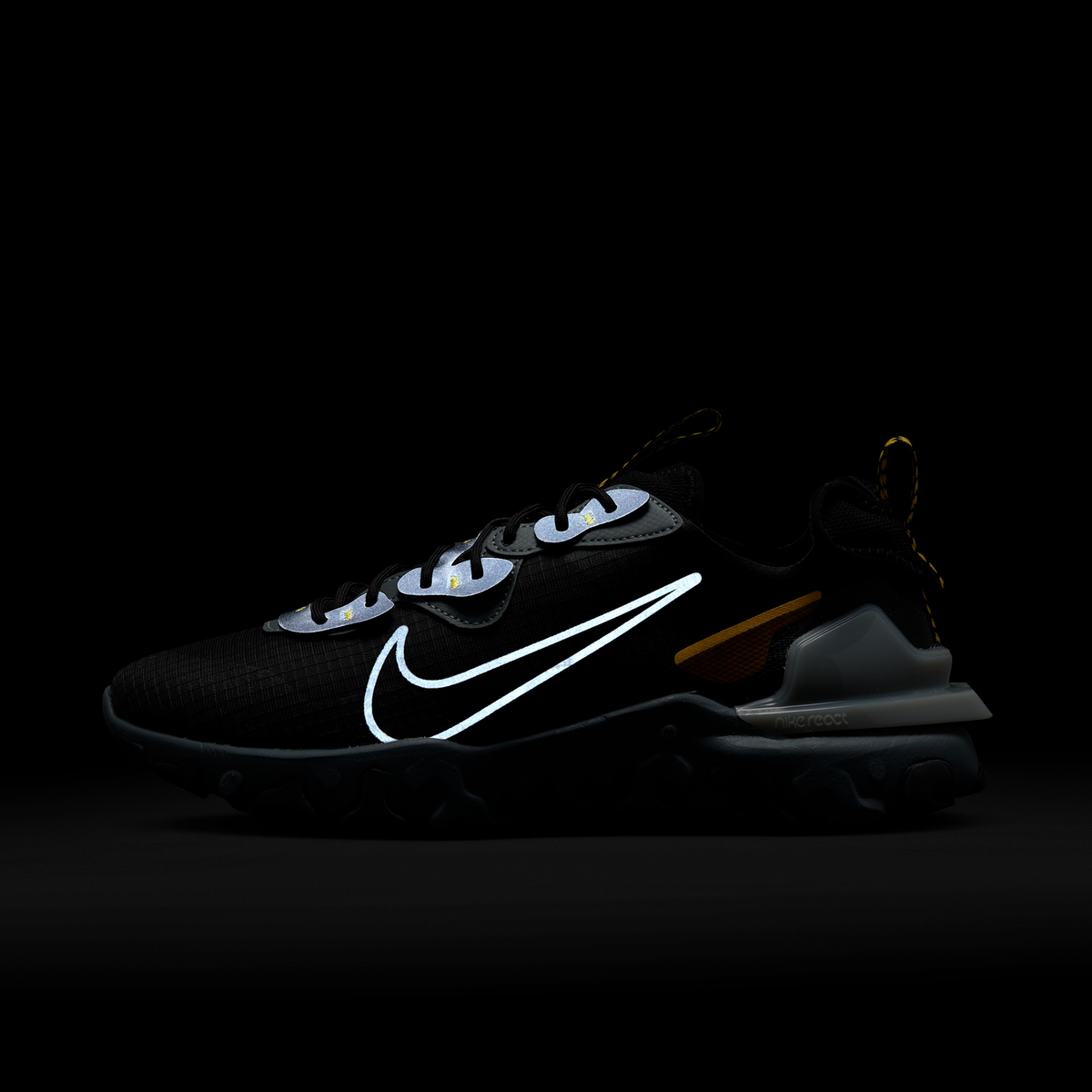 Overkicks - Nike React Vision Black Laser Orange (HQ3819-001) - detalle