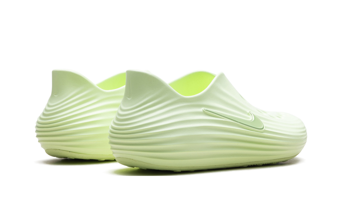 Overkicks - Nike ReactX Rejuven8 Barely Volt (Womens) (HV5062-700) - par completo