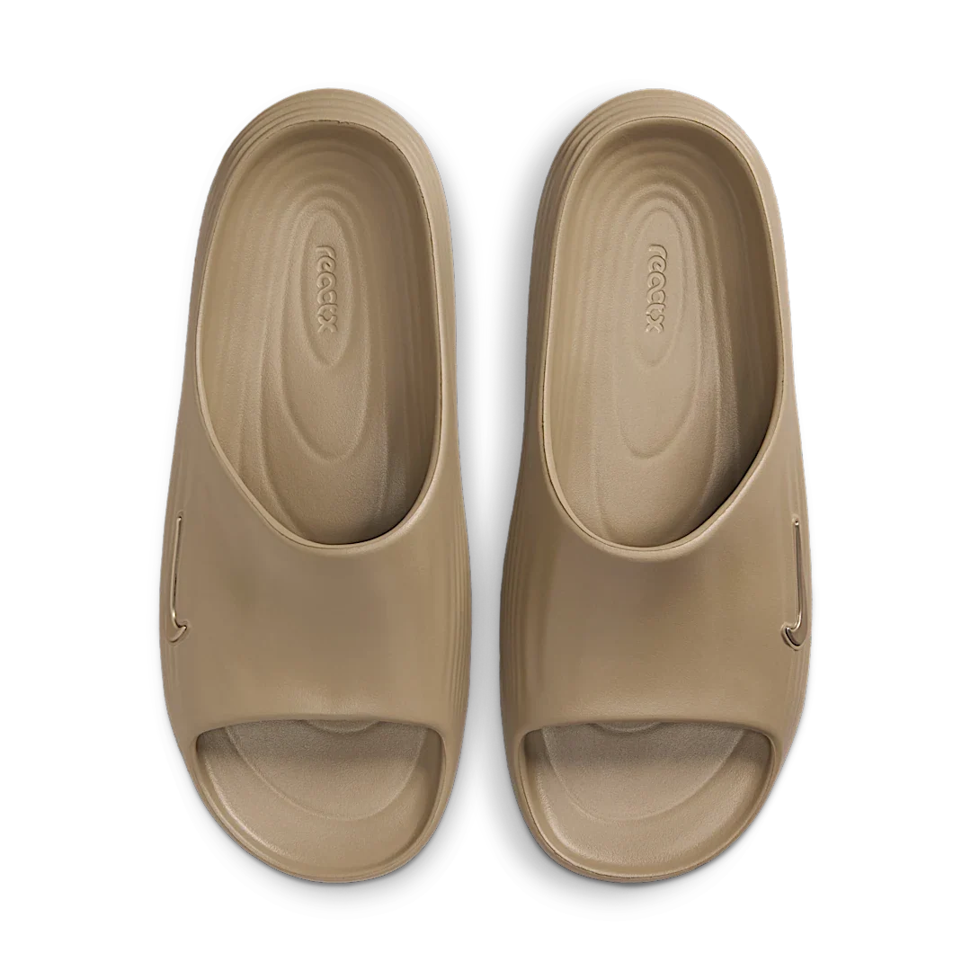 Overkicks - Nike ReactX Rejuven8 Slide Khaki (HV4479-200) - vista trasera