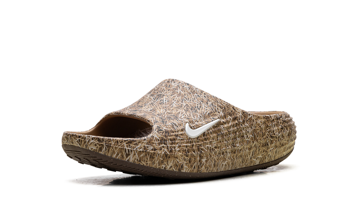 Overkicks - Nike ReactX Rejuven8 Slide .SWOOSH Touch Grass Wheat (IR0860-700) - detalle suela