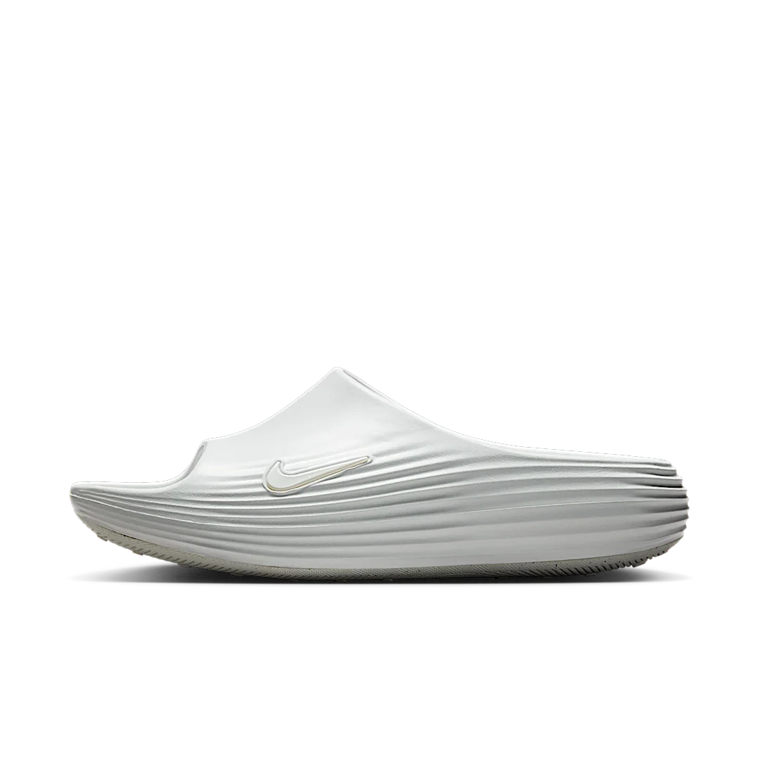Overkicks - Nike ReactX Rejuven8 Slide Summit White (HV4479-100) - detalle suela