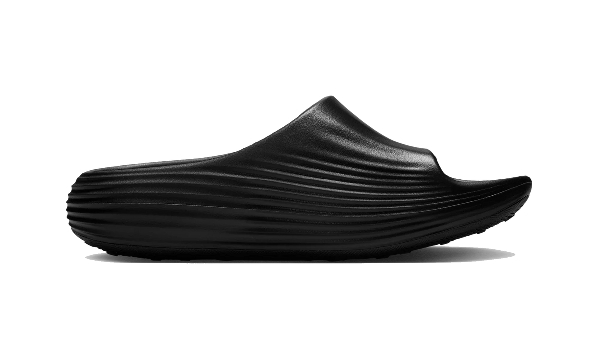 Overkicks - Nike ReactX Rejuven8 Slide Triple Black (Womens) (HV4484-001) - vista superior