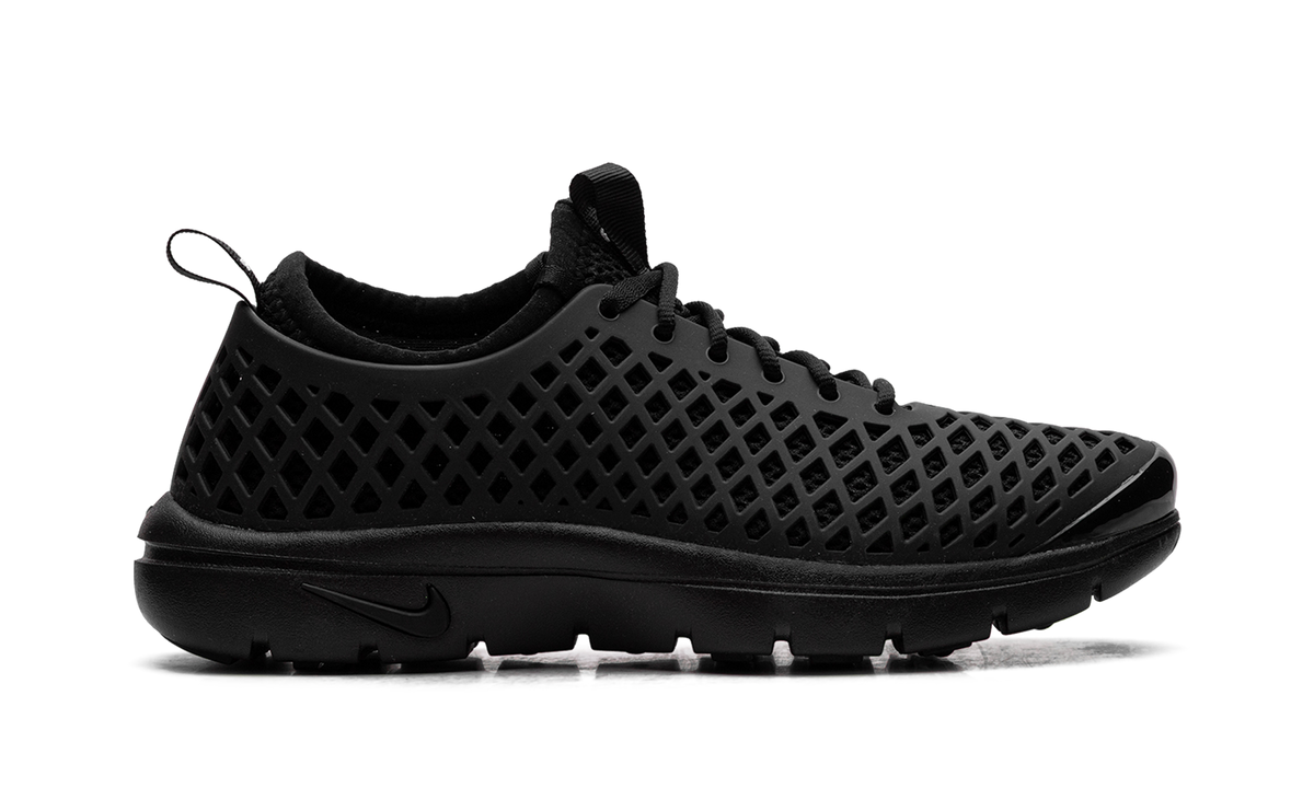 Overkicks - Nike Rejuven8 Run OG Black (Womens) (IF5958-002) - detalle talon