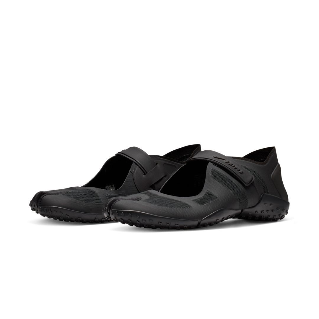 Overkicks - Nike Rift Mesh SKIMS Black (Womens) (IO7694-001) - vista trasera