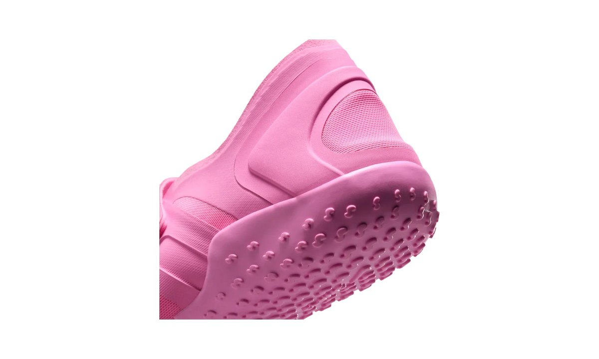 Overkicks - Nike Rift Mesh SKIMS Psychic Pink (Womens) (IO7694-600) - detalle