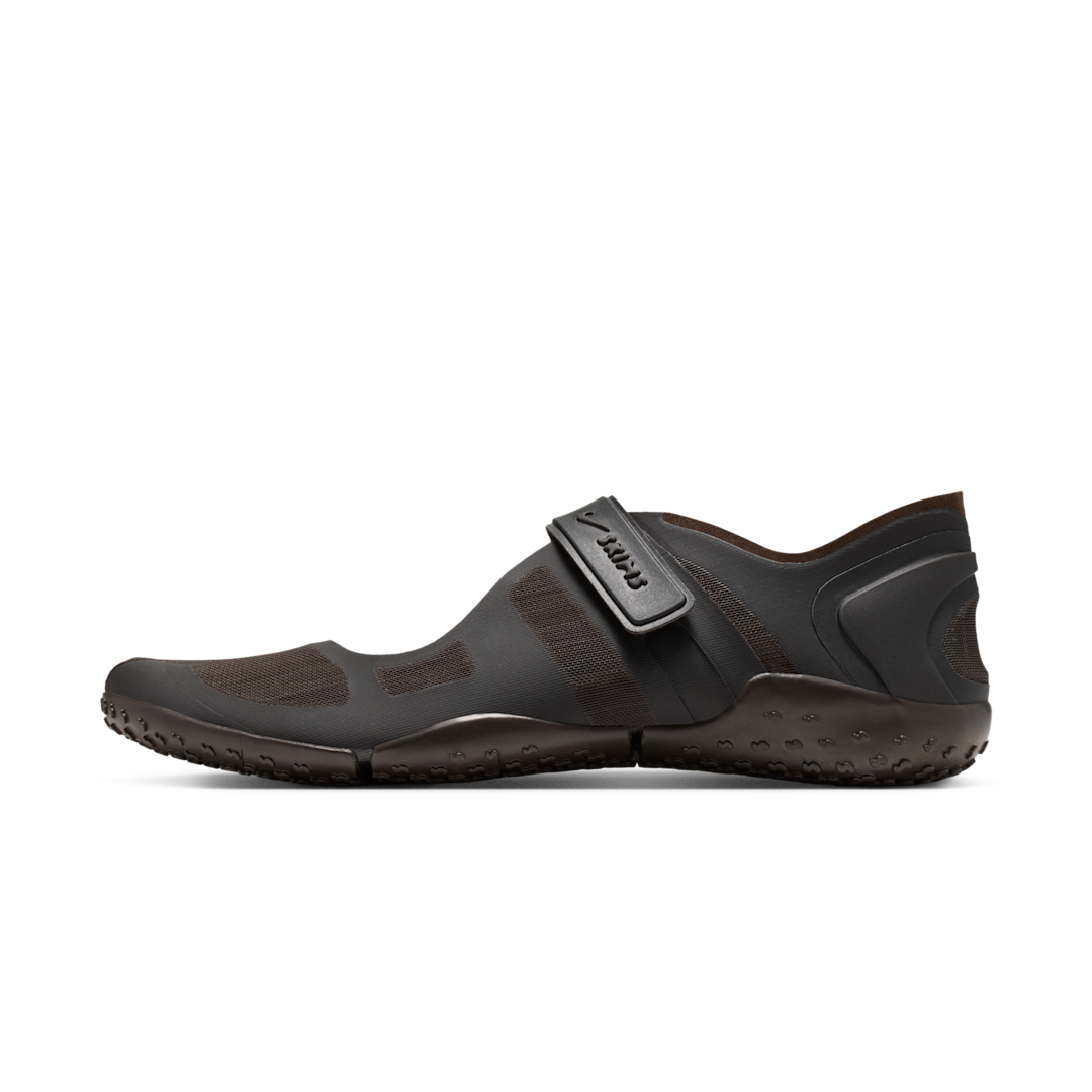 Overkicks - Nike Rift Mesh SKIMS Velvet Brown (Womens) (IO7694-200) - vista lateral