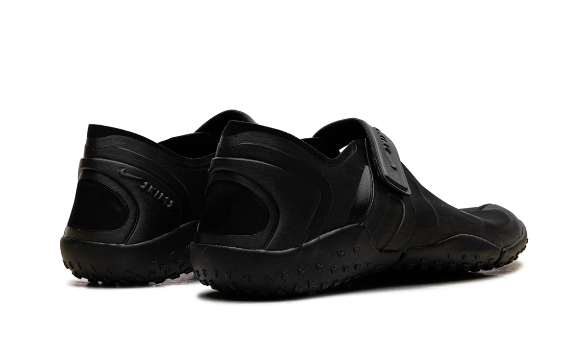 Overkicks - Nike Rift Satin SKIMS Black (Womens) (IQ7158-001) - par completo
