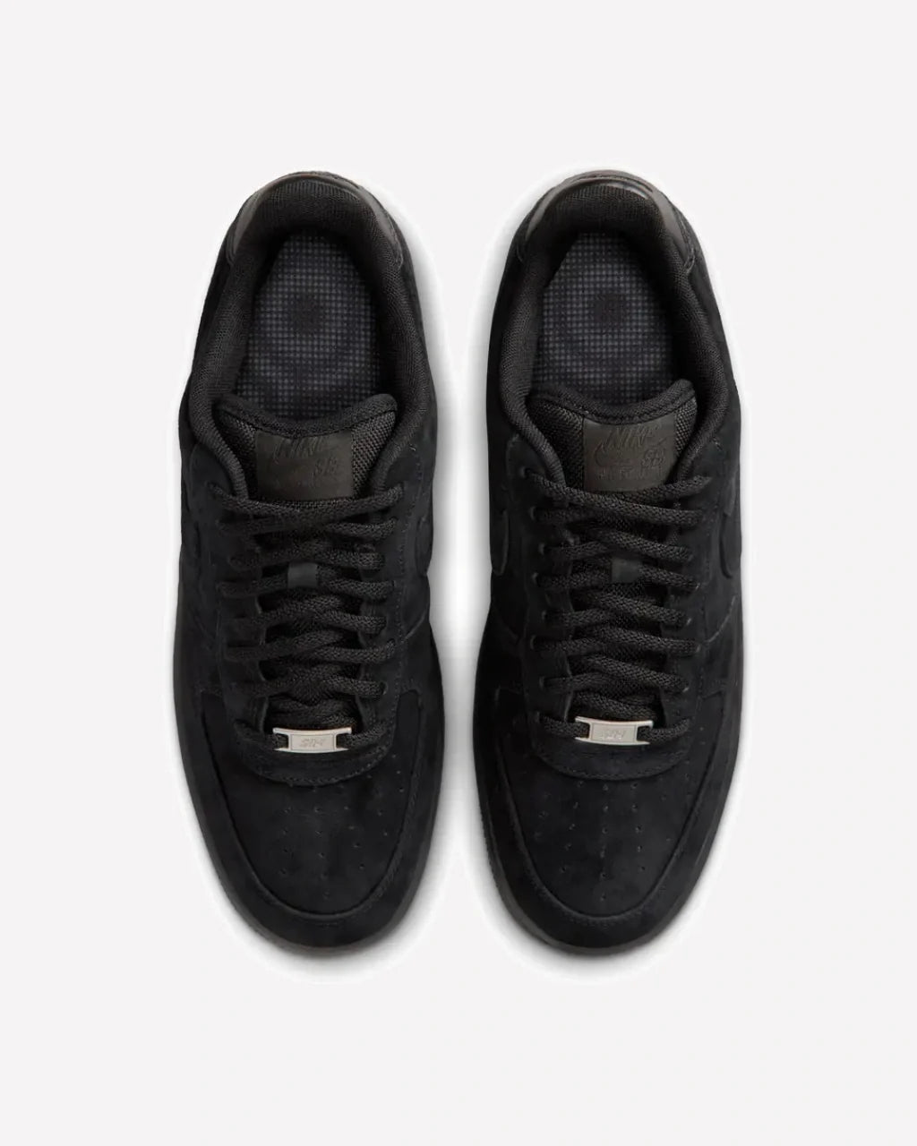 Overkicks - Nike SB Air Force 1 Low Triple Black (IW8068-001) - par completo