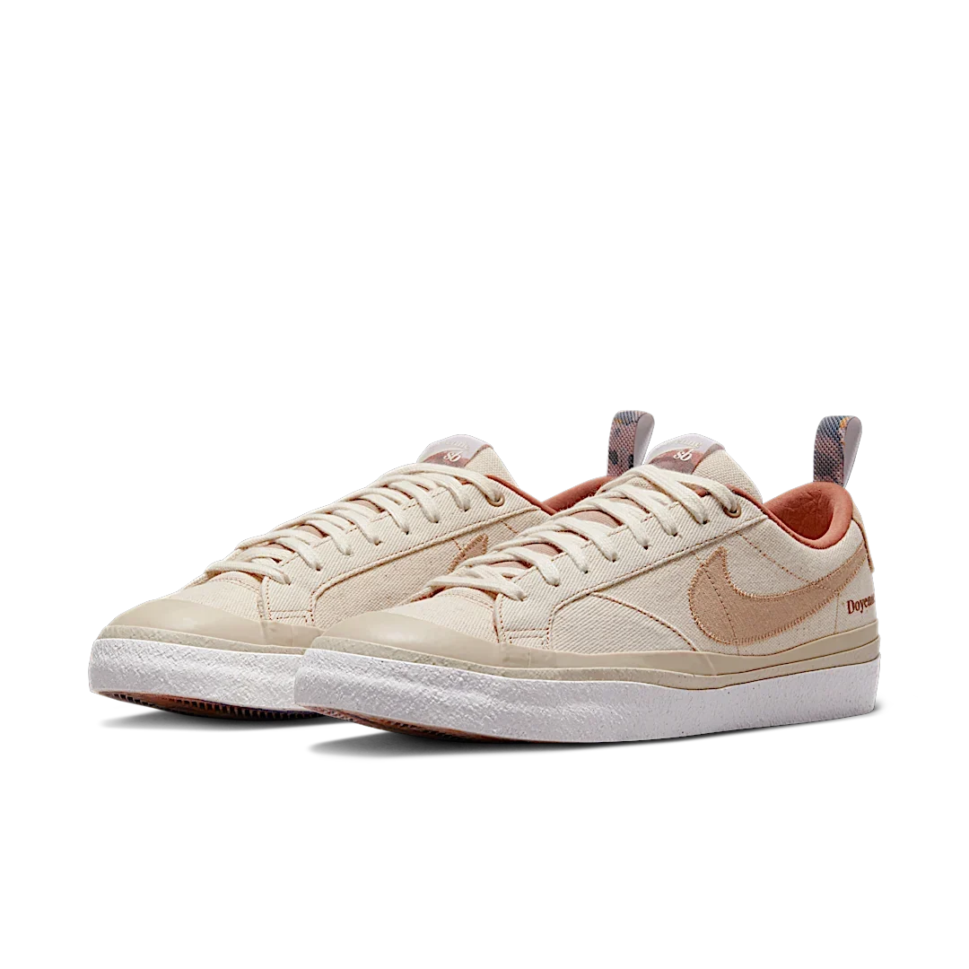 Overkicks - Nike SB Blazer Low Doyenne Skateboards (DZ3406-100) - vista trasera