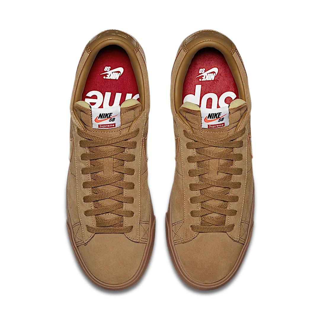 Overkicks - Nike SB Blazer Low GT Supreme Golden Beige (716890-229) - par completo