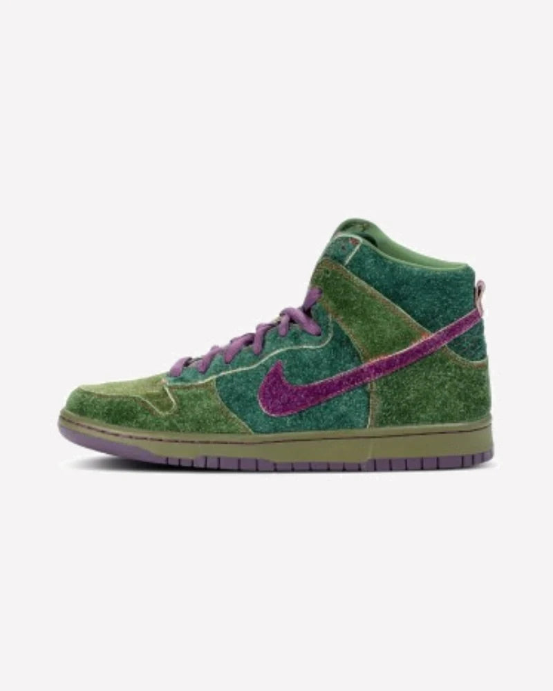Overkicks - Nike SB Dunk High Skunk 420 (313171-300) - vista lateral