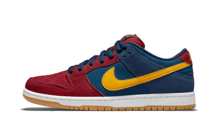 Overkicks - Nike SB Dunk Low Barcelona (DJ0606-400) - vista lateral