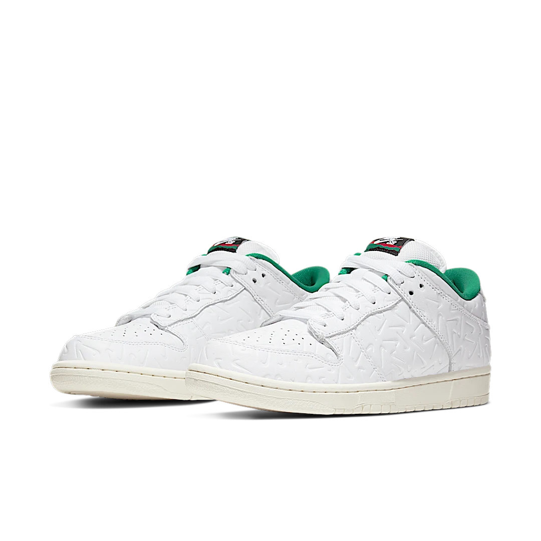 Overkicks - Nike SB Dunk Low Ben-G (CU3846-100) - vista trasera
