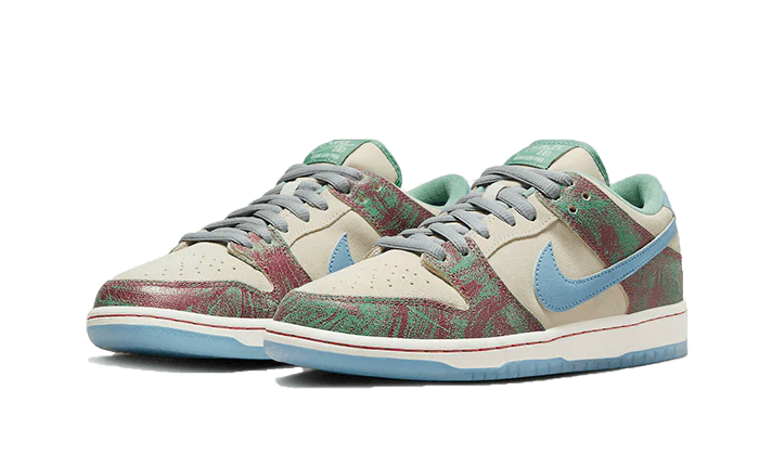Overkicks - Nike SB Dunk Low Crenshaw Skate Club (FN4193-100) - vista trasera