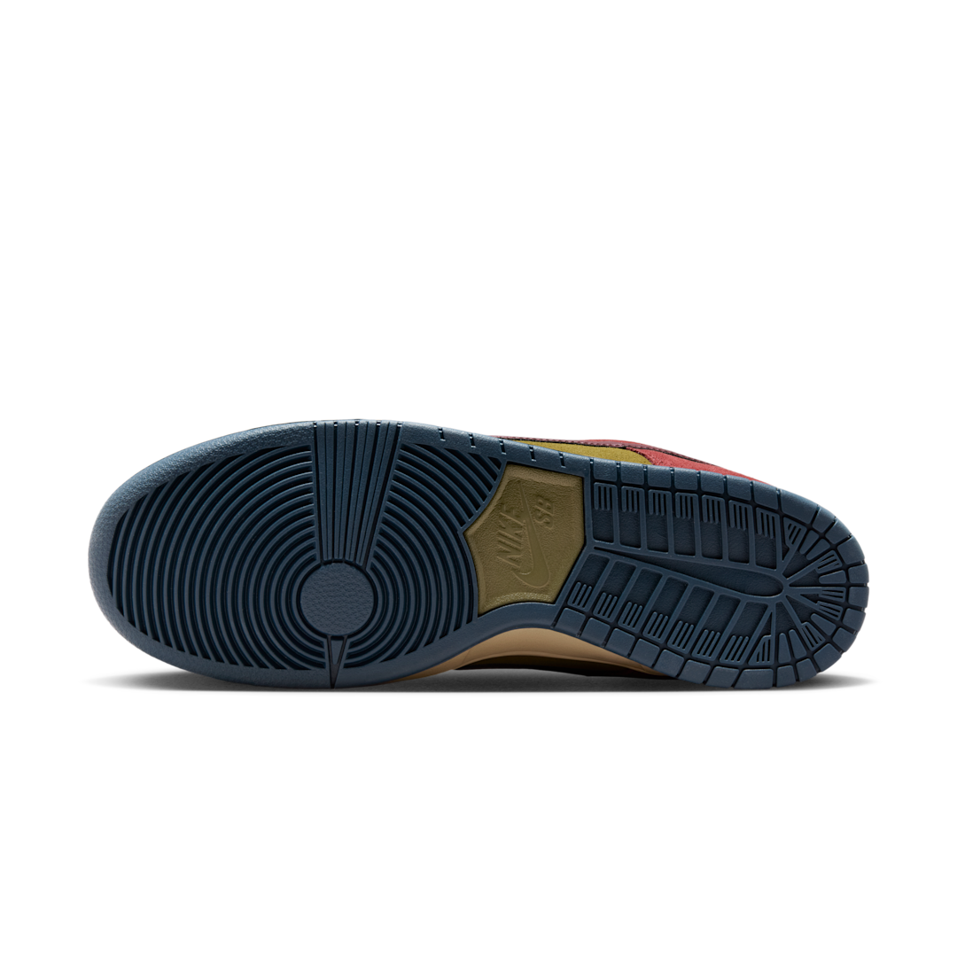Overkicks - Nike SB Dunk Low Dark Team Red Olive Flak (HQ1625-600) - detalle suela
