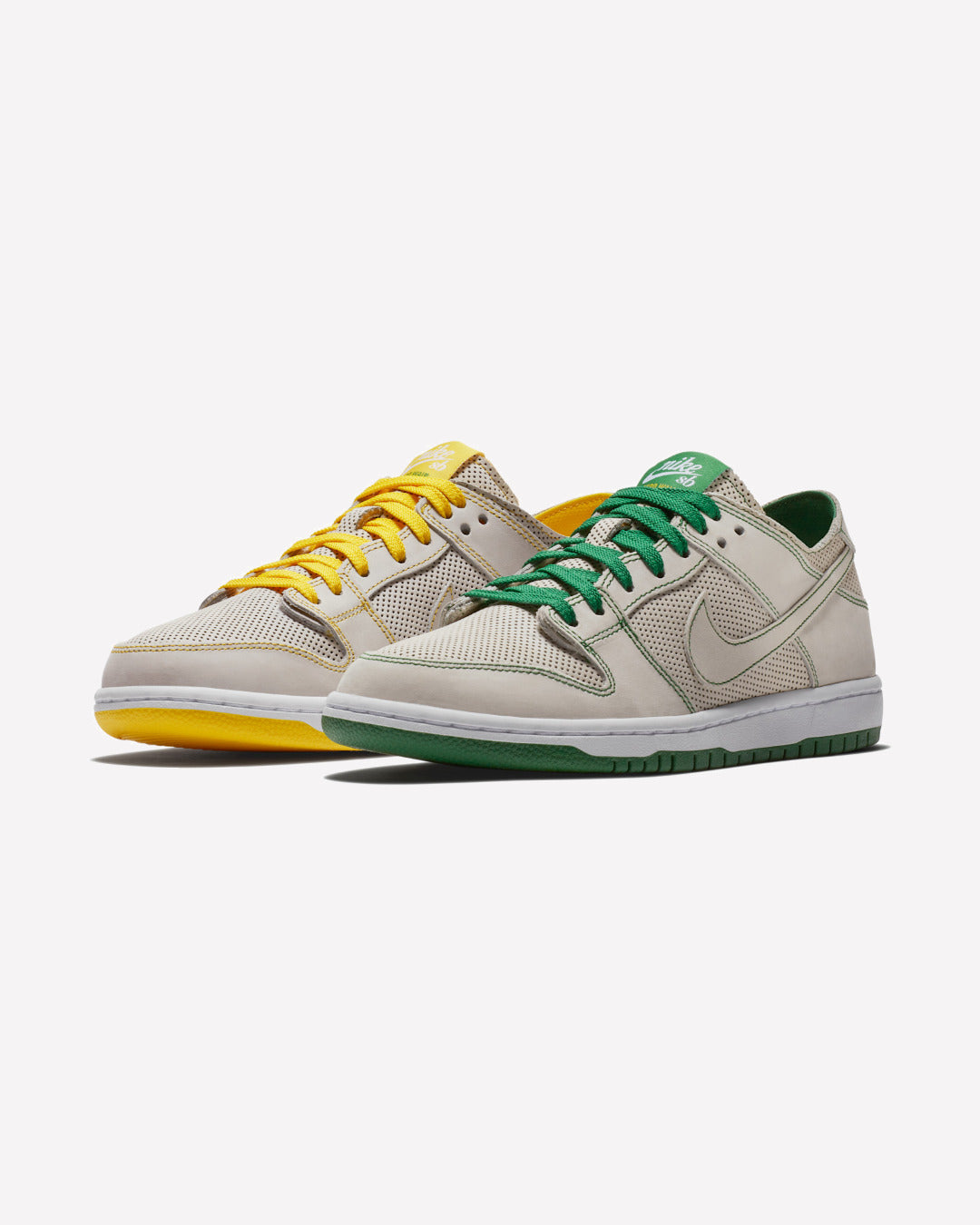 Overkicks - Nike SB Dunk Low Decon Ishod Wair Mismatch (AR1399-113) - vista trasera