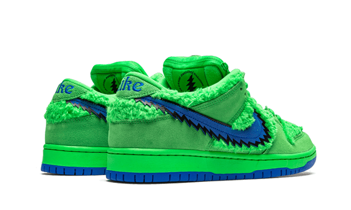 Overkicks - Nike SB Dunk Low Grateful Dead Bears Green (CJ5378-300) - par completo