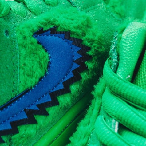 Overkicks - Nike SB Dunk Low Grateful Dead Bears Green (CJ5378-300) - vista superior