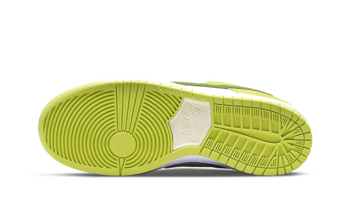 Overkicks - Nike SB Dunk Low Green Apple (DM0807-300) - par completo