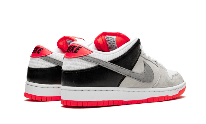 Overkicks - Nike SB Dunk Low Infrared Orange Label (CD2563-004) - par completo