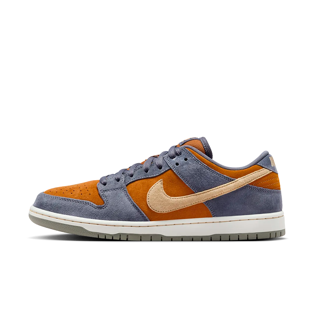 Overkicks - Nike SB Dunk Low Light Carbon Monarch (HF3063-002) - vista lateral