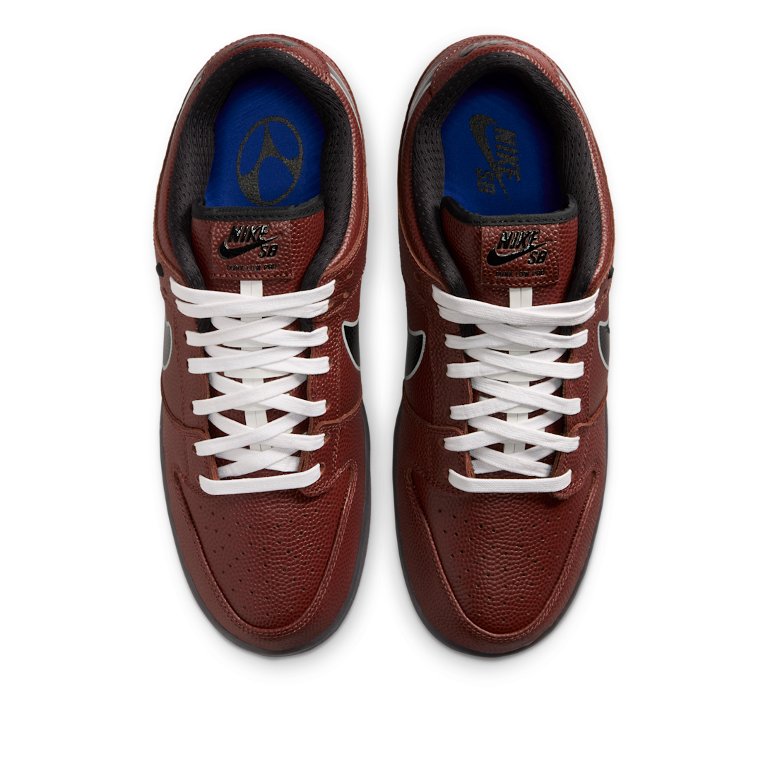 Overkicks - Nike SB Dunk Low Limosine Skateboards (HJ4131-200) - par completo