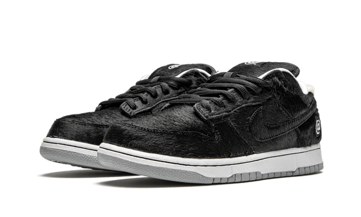 Overkicks - Nike SB Dunk Low Medicom Toy (2020) (CZ5127-001) - vista trasera
