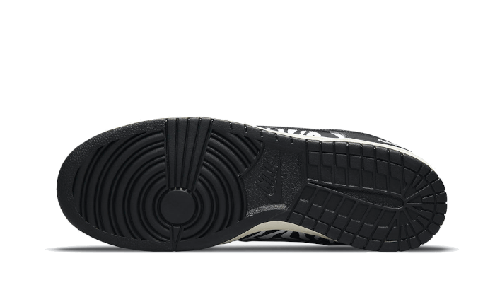 Overkicks - Nike SB Dunk Low OG QS Quartersnacks Zebra (DM3510-001) - par completo