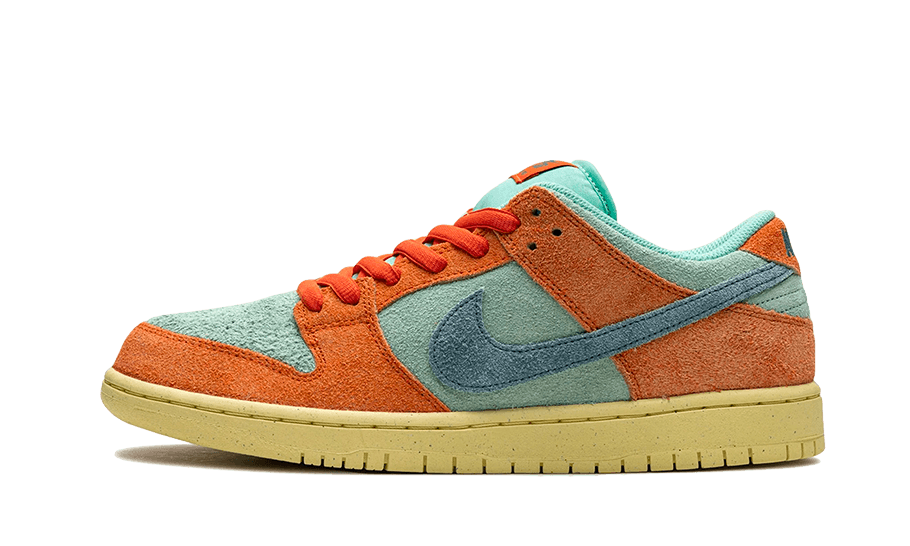 Overkicks - Nike SB Dunk Low Orange Emerald Rise (DV5429-800) - vista lateral
