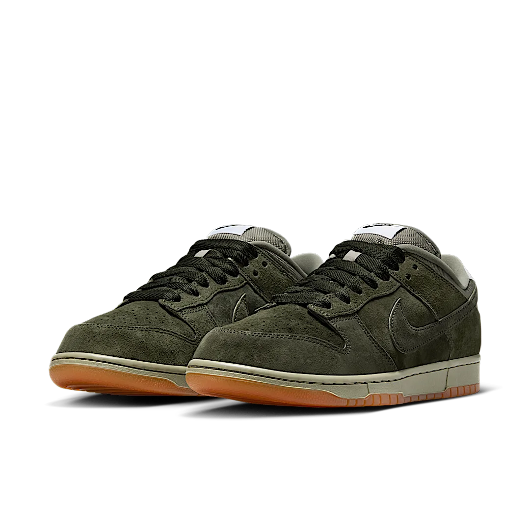 Overkicks - Nike SB Dunk Low Pro B Sequoia (HJ0367-301) - vista trasera