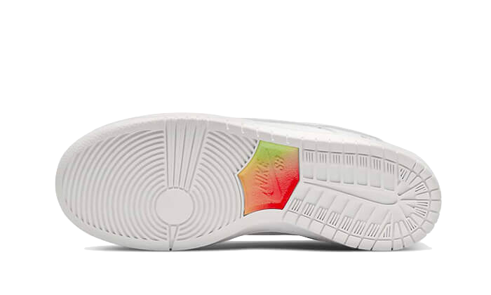 Overkicks - Nike SB Dunk Low Pro Be True (DR4876-100) - par completo